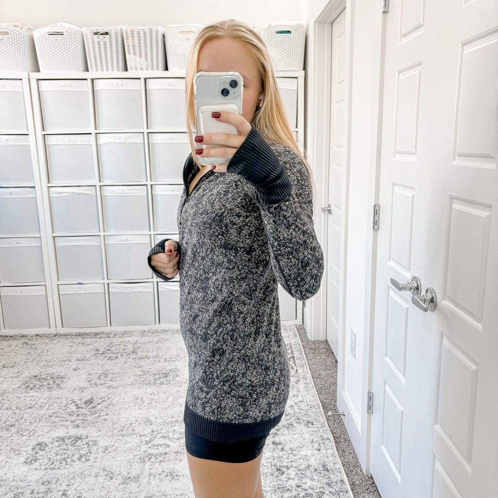 Lululemon Rest Less 1/2 Zip - Picture 3 of 10